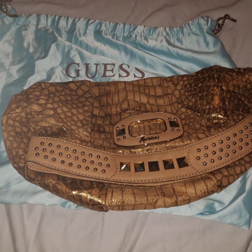 Marciano clutch